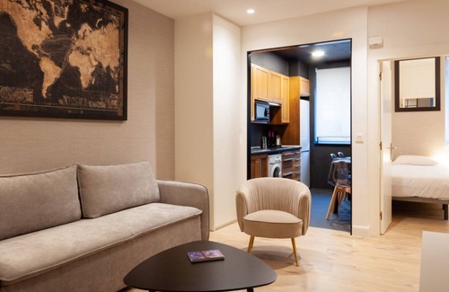 Zabala Apartment | Urban apartment in bilbao la vieja with wifi