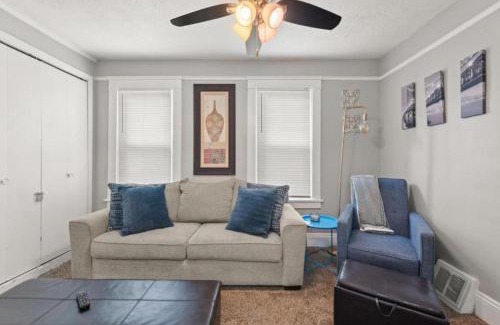 Detroit - Shoreway House | Urban Art Escape in Gordon Square
