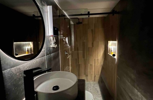 Miguel Hidalgo House | Urban Base for your Tribe, Epic Shopping & Dining