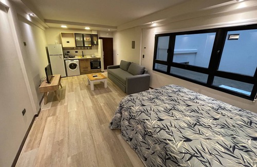 Villa Urquiza Apartment | Urban Charm Elegant Studio in the Heart of Villa Urquiza for 4 People