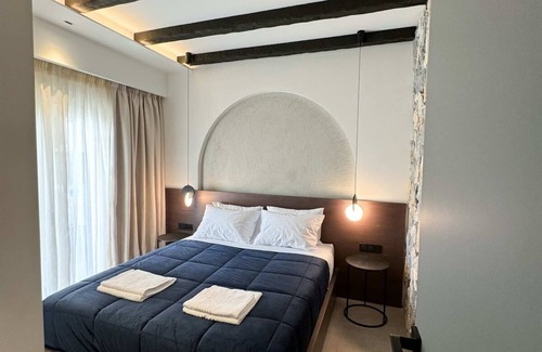 Naousa Apartment | Urban Chic Gem, Unwind in Style in the CityCenter