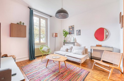 Saint-Serge Apartment | Urban cocoon in the heart of Angers