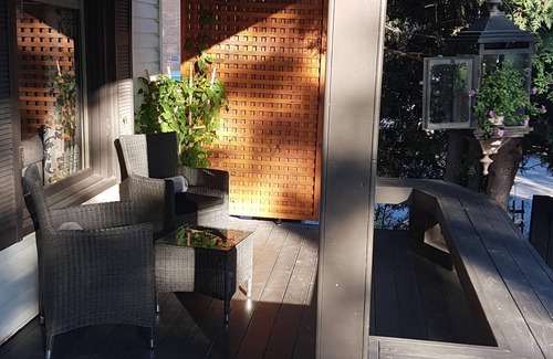 Sunnyside House | Urban Cottage Oasis 2