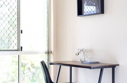 Rothwell Apartment | Urban Escape Haven in Rothwell