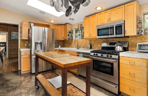 Venice House | Urban Farmhouse 3BR/1.5BA in Venice – Walk to Abbot Kinney