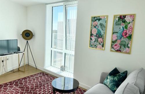 Bracknell Apartment | Urban Gateway Spacious Apartment with free parking