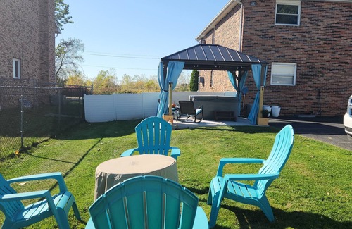 Niagara Falls Apartment | Urban Industrial Vibes - Short Drive to Niagara Falls Attractions