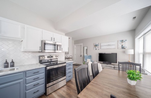 Old Northside Apartment | Urban Indy Haven: Central, Walkable, Quiet, & Safe