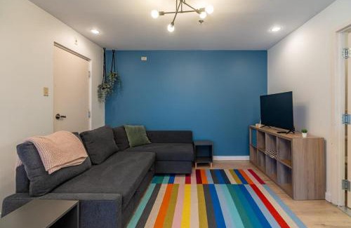 Dartmouth House | Urban Nest, 1-BDRM Apt, Ground Floor