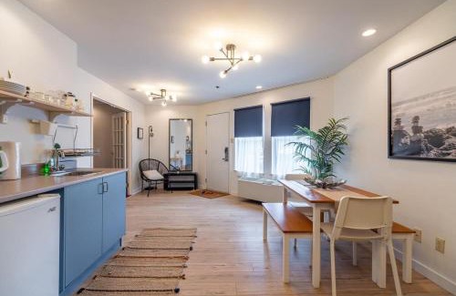 Dartmouth House | Urban Nest, 1-BDRM Apt, Ground Floor