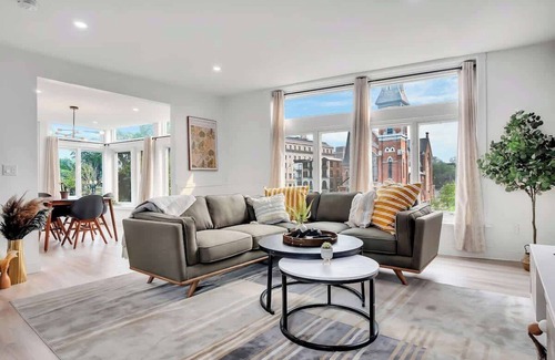 Seward Place Apartment | Urban Nest #5 | Penthouse Suite with Skyline Views