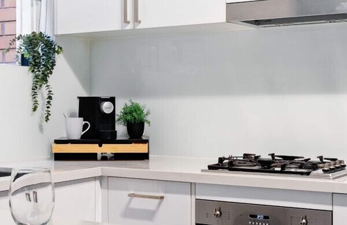 Toorak Apartment | Urban Oasis in Toorak