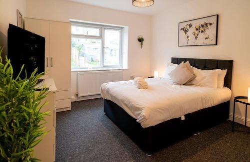 Staple Hill Apartment | Urban Retreat in Eastville, sleeps 4