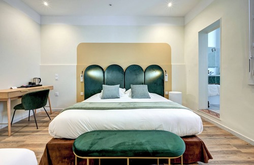 Carpentras Hotel | Urban Style Blason du Ventoux