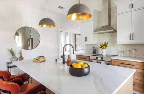 Poncey-Highland Apartment | Urbanchella Summary:
