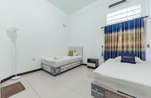 Banjarbaru Hotel | Urbanview Hotel 99 Syariah Banjarbaru by RedDoorz