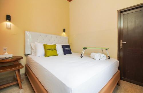 East Jakarta Hotel | Urbanview Hotel Cantee Halim Perdanakusuma by RedDoorz