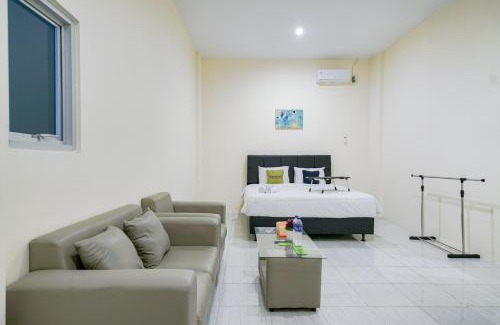 Bandar Lampung Hotel | Urbanview Hotel Gatot Subroto Lampung by RedDoorz