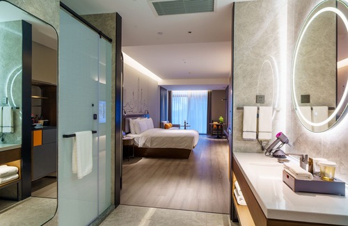 Futian CBD Hotel | UrCove by HYATT Shenzhen Futian CBD