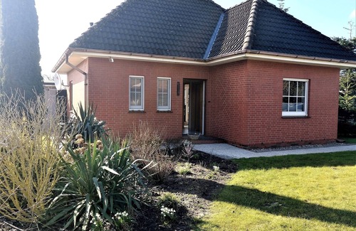 Stinteck Apartment | Urlaub Genießen in Diesem Schicken Ferienhaus mit Sonnenterasse in Ruhiger Lage