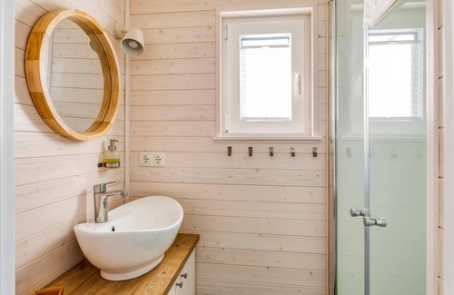Fehmarnsund House | Urlaub auf dem Hausboot Erholung pur für Wasser- und Auch Viele Landratten!