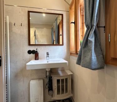 Sebnitz Apartment | Urlaubsfreude Biedermann Haus Blumenglück - Vergissmeinnicht