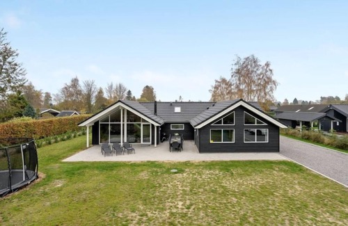 Stege House | "Ursel" - 600m from the sea by Interhome