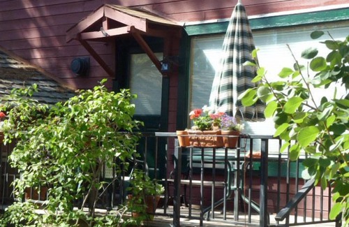 Elk Point Cabin | Classic Lake Tahoe Home at Elk Point, Roundhill-Zephyr Cove, NV near Stateline