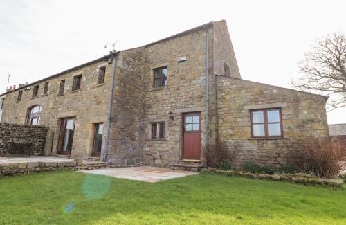 Fourstones Near Bentham House | Usherwoods Dairy