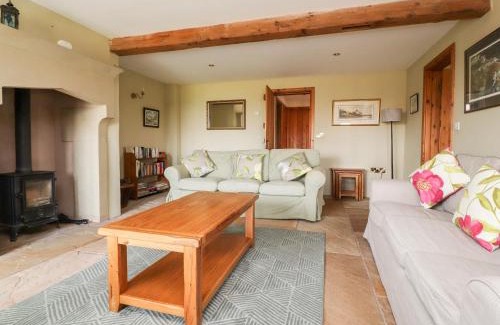 Fourstones Near Bentham House | Usherwoods Dairy