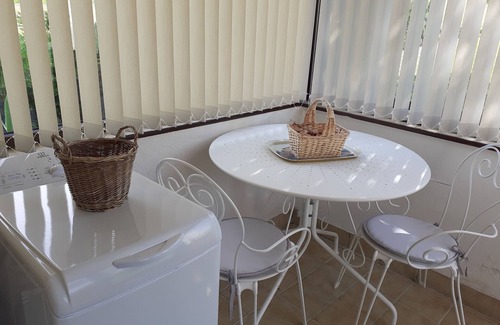 Usson House | Usson, quiet quiet village, for rent comfortable house, superb view.