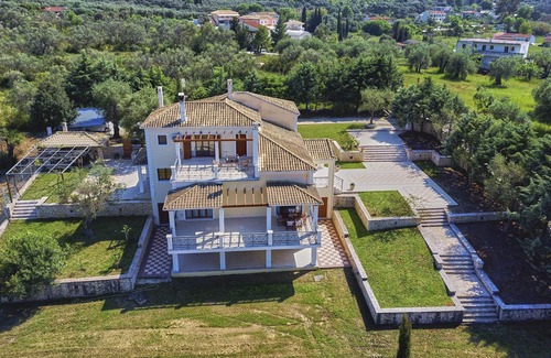 Acharavi House | Utopia Beachside Villa Corfu