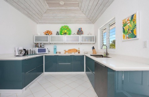 Savannah Sound House | Utopia House 3 Bedroom Home
