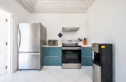 Savannah Sound House | Utopia House 3 Bedroom Home