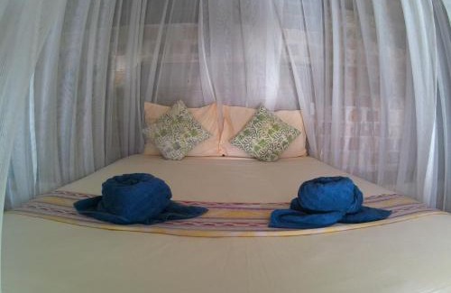 Rote Island Resort | Utopia Rote Lodge