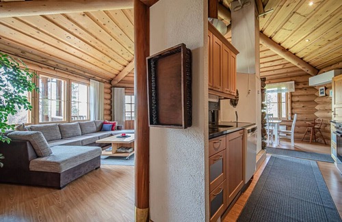 Sirkka Villa | Utsu 1 by Aavalevi Holidays