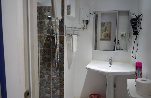 Nuku'alofa Bed & Breakfast | 'Utu'one Bed & Breakfast