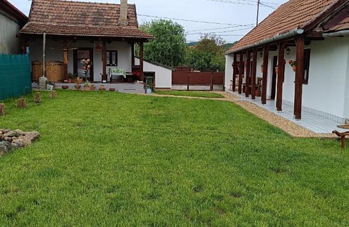 Recsk House | Vándor Kakas Vendégház dézsafürdővel