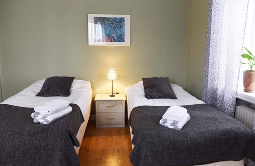 Skovde Hotel | Västerhöjdsgården