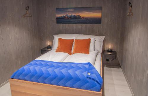 Henningsvaer Apartment | Været - Your Lofoten Basecamp