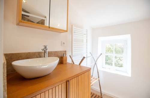 Ampus Other | Véritable Mas Ancien Avec Piscine Privée sur Domaine de 16 ha, 4 Ch, 4 Sdb