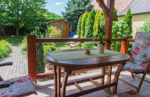 Monostorapati Apartment | Völgykapu Vendégház