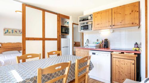 Chamrousse Apartment | V du Bachat B01 - Appt lumineux 6 pers
