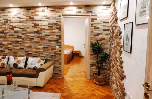 Vracar Apartment | 💖 V2 with Love 💖 Vintage ★ Modern and Spacious ★