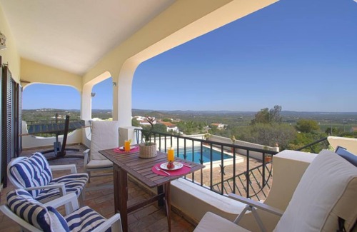 Silves House | Vacation home Vista by Interhome