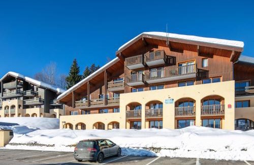 Doucy-Combelouviere Apartment | Vacancéole - Résidence Le Beauregard