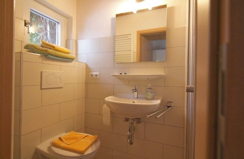 Uhldingen-Muehlhofen Apartment | Vacation apartment on a farm with farm store and wine tavern on Lake Constance