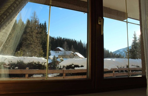 Bad Kleinkirchheim Apartment | Vacation apartments with private sauna near the ski lifts in St. Oswald
