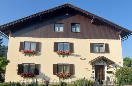 Semmering Apartment | Vacation apartment with mountain view (75sqm)