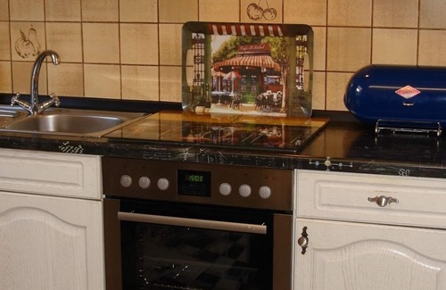Bad Honnef Condo | Vacation apartment 1 - 7 persons, 56 - 86 m², 1 - 3 bedrooms, parking, Wi-Fi